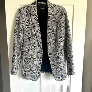 DKNY Women’s Printed Blazer; size 2.